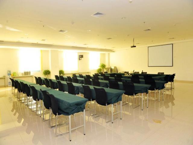 Jinjiang Inn Zhengzhou International Convention Center Jicheng  Экстерьер фото